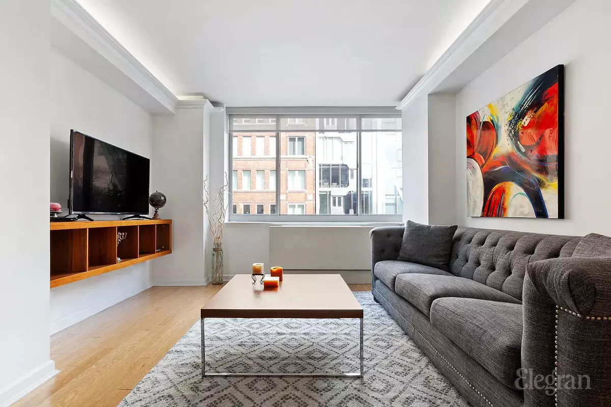 New York, NY 10011,520 W 23rd St #4E