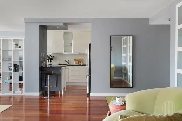 137 E 36th St #20C, New York, NY 10016