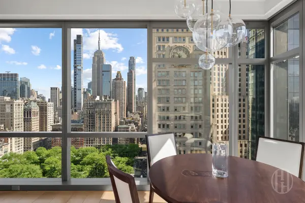 23 E 22nd St #28B, New York, NY 10010