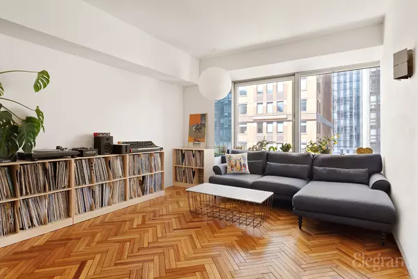 150 W 56th St #2906, New York, NY 10019-3822