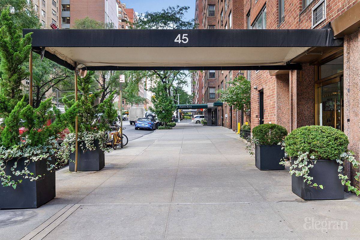 45 East End Avenue Upper East Side New York NY 10028
