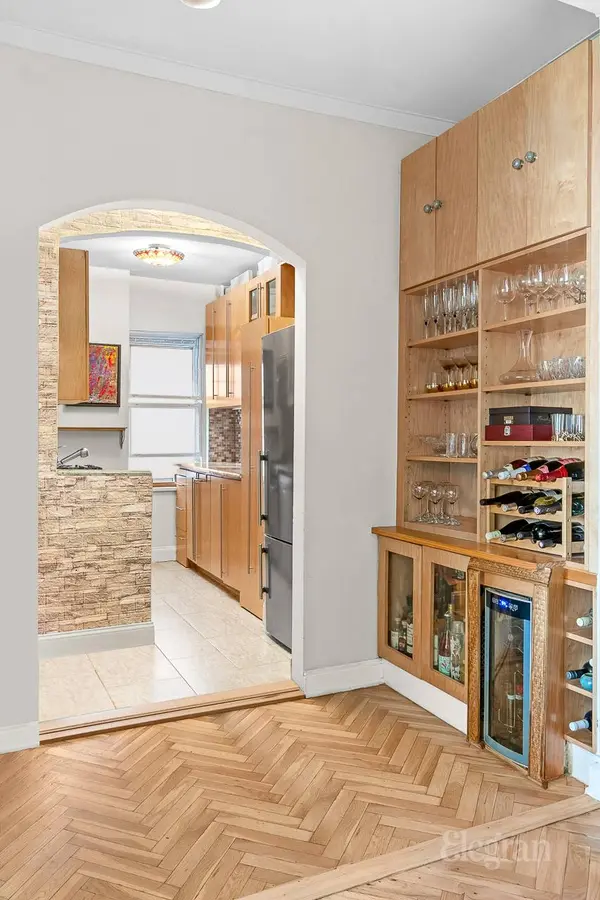33 E End Ave #3M, New York, NY 10028