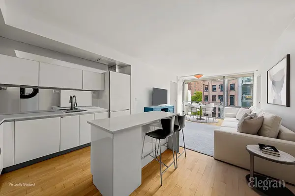 425 E 13th St #4A, New York, NY 10009
