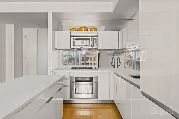 425 E 13th St #4A, New York, NY 10009