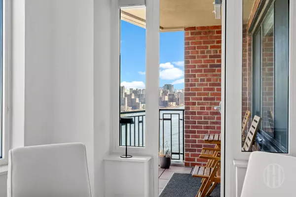 New York, NY 10028,45 E End Ave #10B