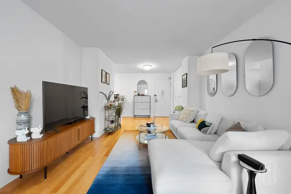 300 E 40th St #11L, New York, NY 10016-0298