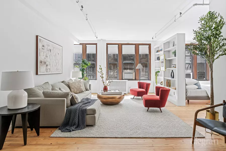133 W 28th St #3B, New York, NY 10001