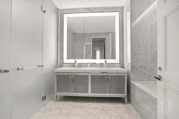 35 Hudson Yards #6803, New York, NY 10001