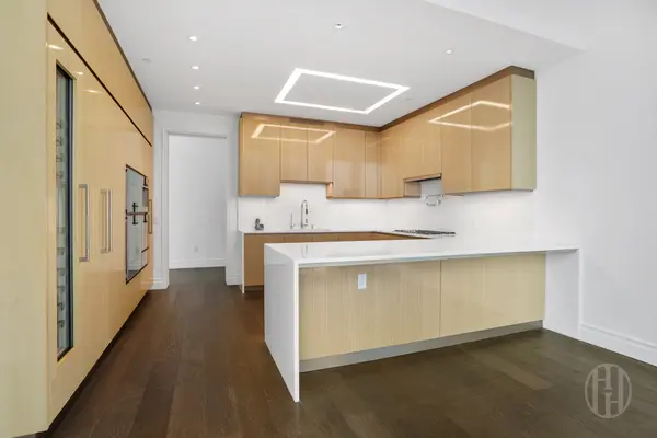 35 Hudson Yards #6803, New York, NY 10001