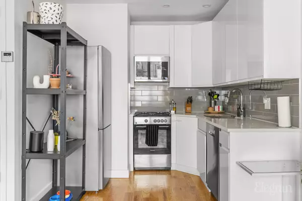 Brooklyn, NY 11221,725 Lafayette Ave #1A
