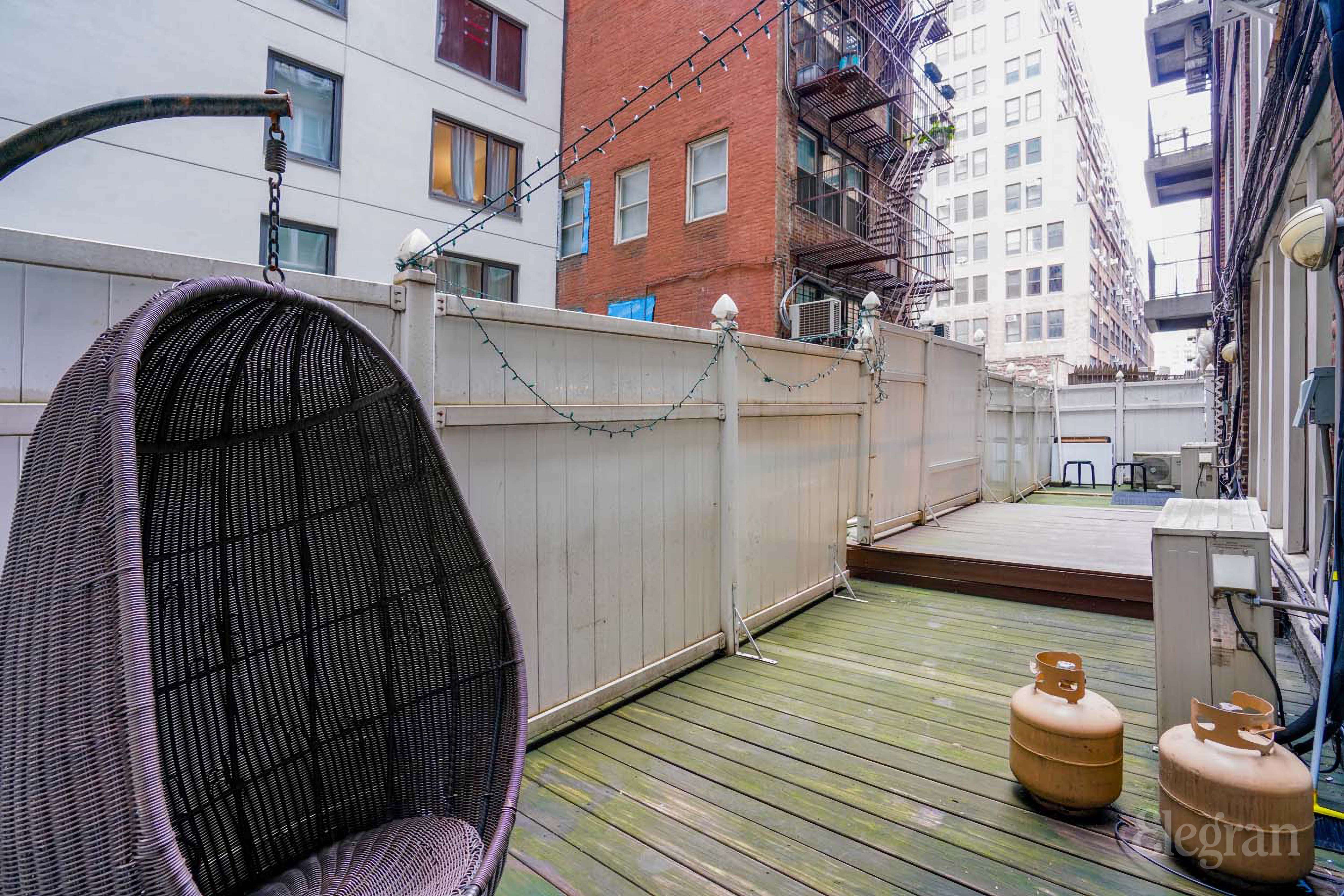 208 W 30th Street, #202