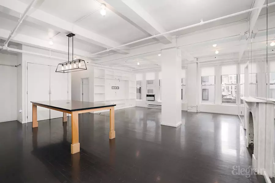 208 W 30th St #802, New York, NY 10001