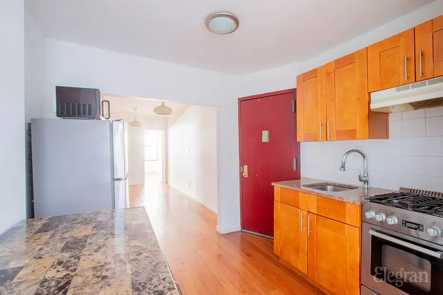 488 9th Ave #3S, New York, NY 10018