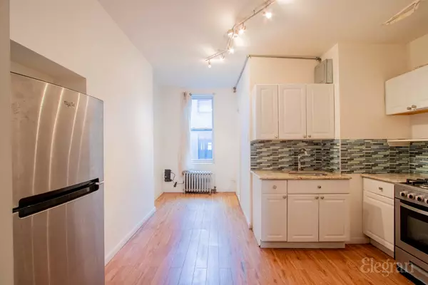 New York, NY 10018,488 9th Ave #3N