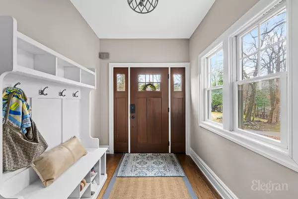 Pleasantville, NY 10570,49 Walnut St