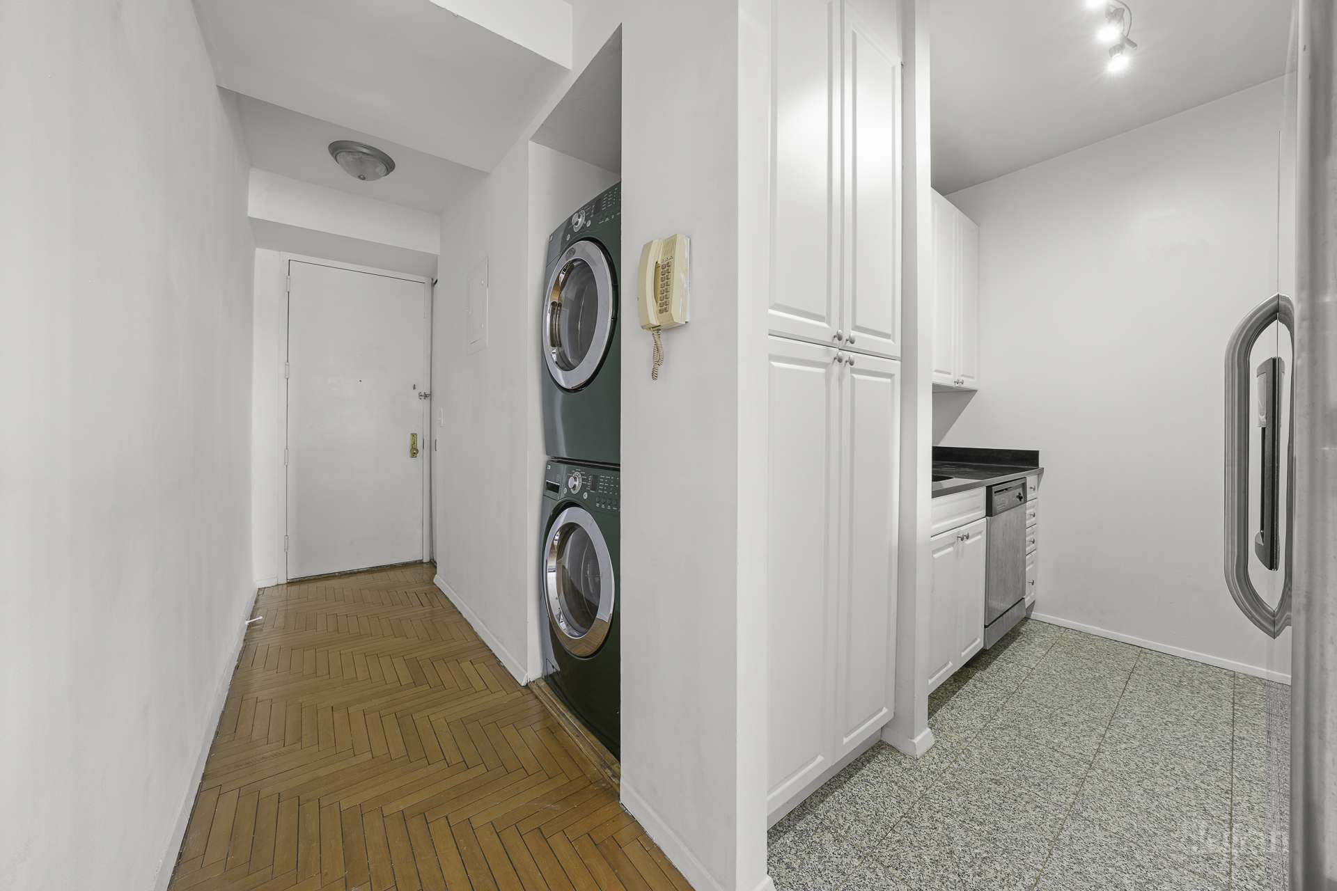301 West 57th Street 40D Clinton New York NY 10019