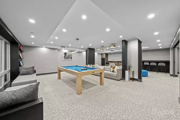 New York, NY 10011,555 W 23rd St #S7M