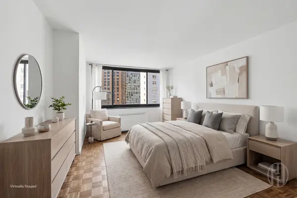 2000 Broadway #7H, New York, NY 10023