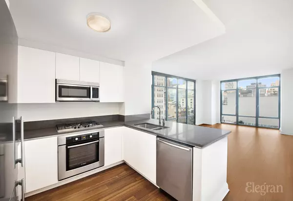 New York, NY 10007,57 Reade St #9E