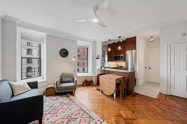 302 West 79th Street #6E, New York, NY 10024