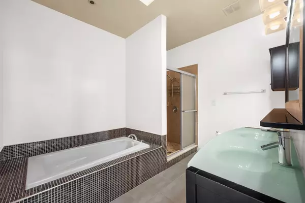 Brooklyn, NY 11221-2205,708 Lexington Ave