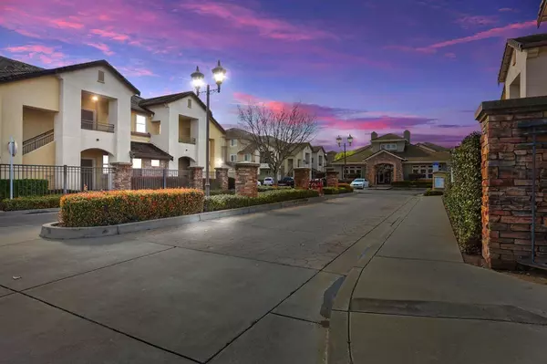 1360 Shady LN #923, Turlock, CA 95382