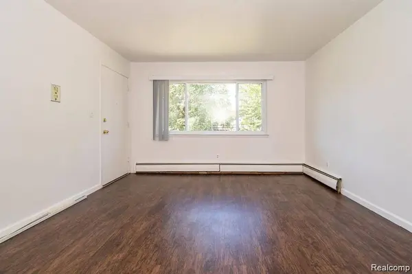 26145 SHOOK Road, Harrison Twp, MI 48045