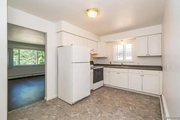 26145 SHOOK Road, Harrison Twp, MI 48045