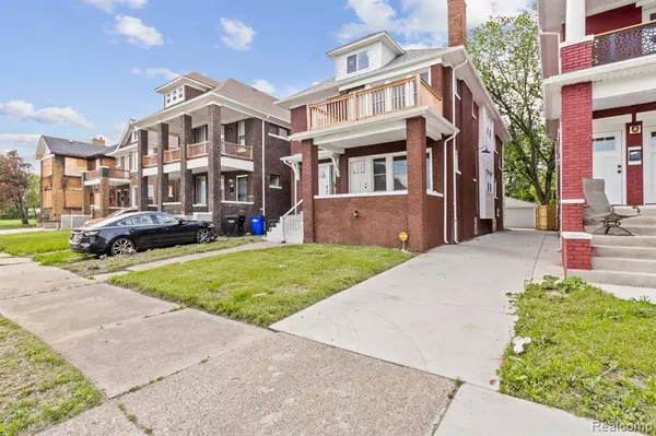 1974 VIRGINIA PARK Street, Detroit, MI 48206