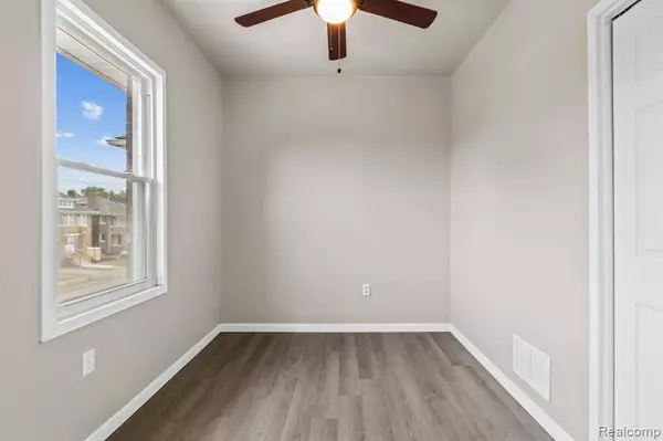 1974 VIRGINIA PARK Street, Detroit, MI 48206