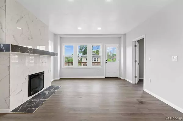 1974 VIRGINIA PARK Street, Detroit, MI 48206