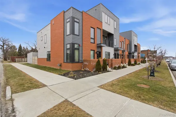 2744 Harrison ST, Detroit, MI 48216