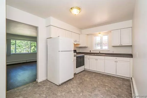 26145 SHOOK Road, Harrison Twp, MI 48045