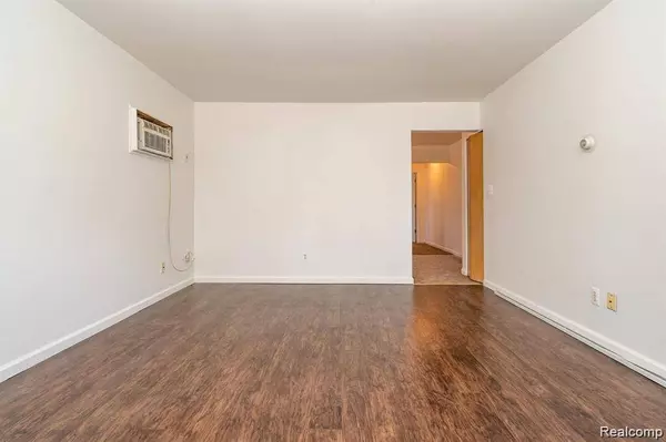 26145 SHOOK Road, Harrison Twp, MI 48045