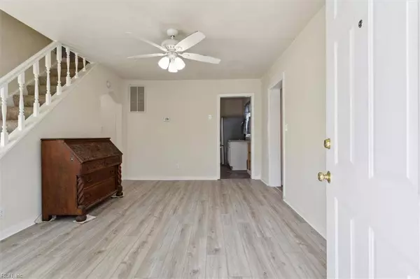 1208 Jenifer ST, Norfolk, VA 23503