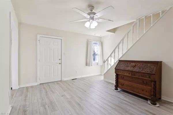 1208 Jenifer ST, Norfolk, VA 23503