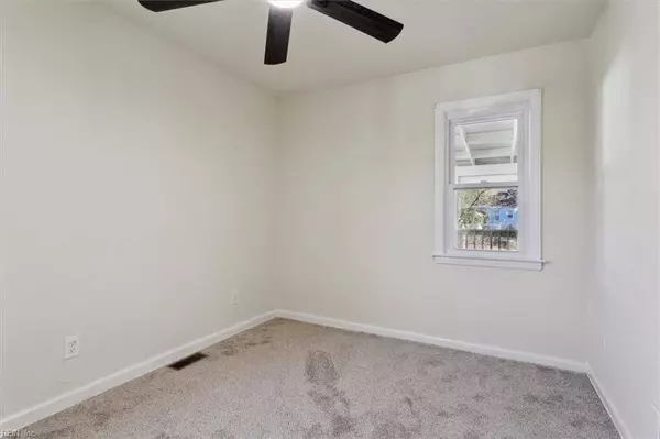 1208 Jenifer ST, Norfolk, VA 23503