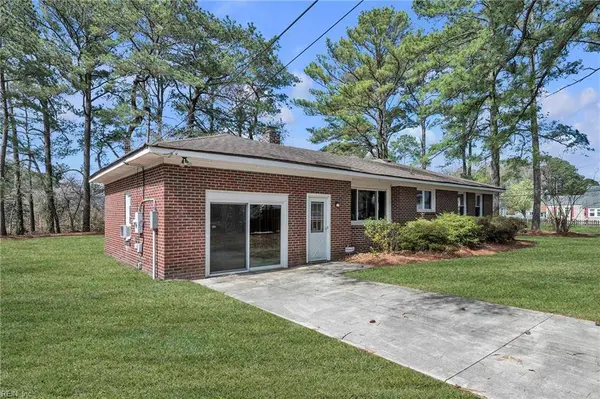 2309 Battery Park RD, Chesapeake, VA 23323