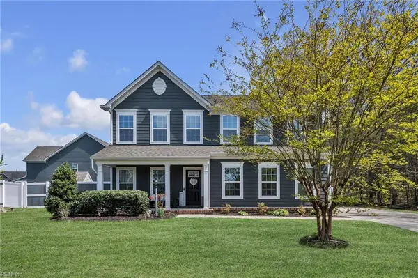 1133 Magdolna DR, Chesapeake, VA 23322