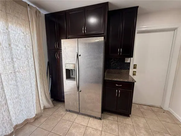 1621 Rechter CT, Virginia Beach, VA 23454