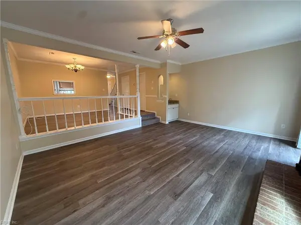 4857 Woods Edge RD, Virginia Beach, VA 23462