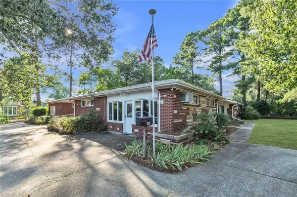 4841 Princess Anne RD