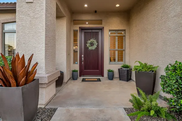 6913 W Abraham Ln, Glendale, AZ 85308-8941