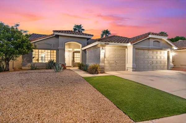4532 E Charleston Ave, Phoenix, AZ 85032-1592