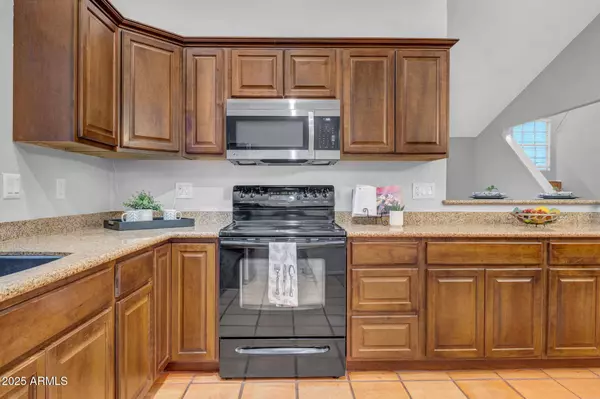 430 E UTOPIA Road, Phoenix, AZ 85024