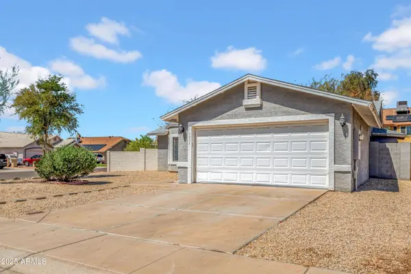 7952 W OREGON Avenue, Glendale, AZ 85303