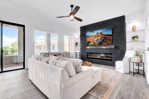 2989 N 44th St #3013, Phoenix, AZ 85018-7296