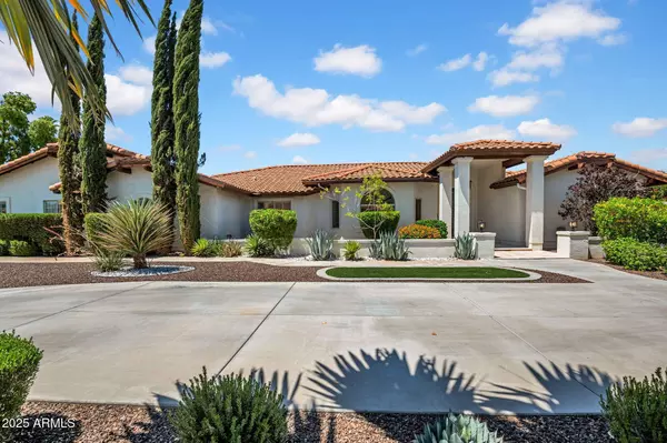 5320 W SOFT WIND Drive, Glendale, AZ 85310