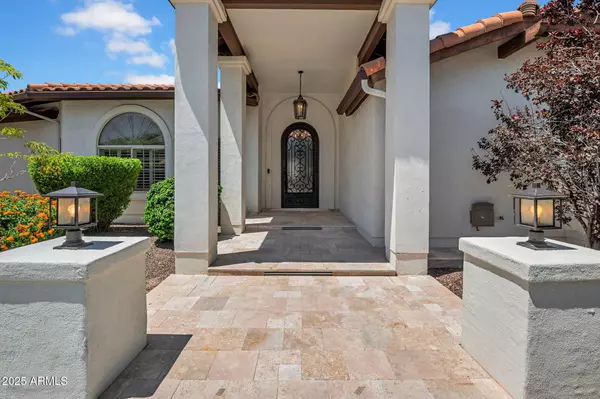 5320 W SOFT WIND Drive, Glendale, AZ 85310