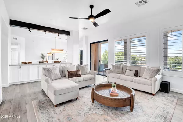 2989 N 44TH Street #3013, Phoenix, AZ 85018